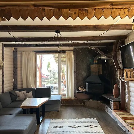 Holiday home хатка у долині *