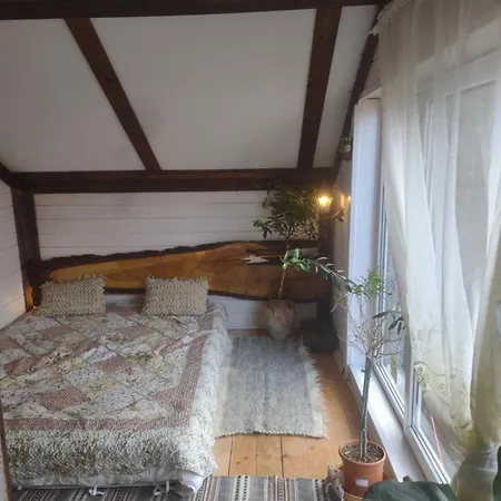 Holiday home хатка у долині